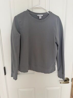 Athleta Light Gray Pullover Crewneck